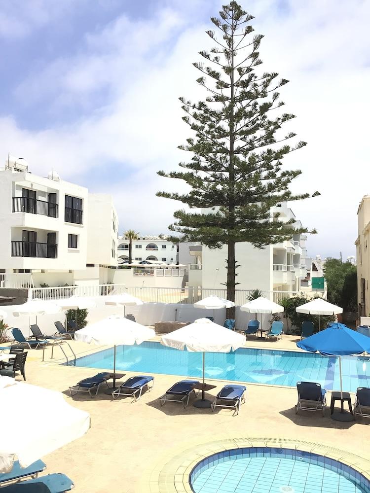 Florea Hotel Apartments Ayia Napa Exterior foto